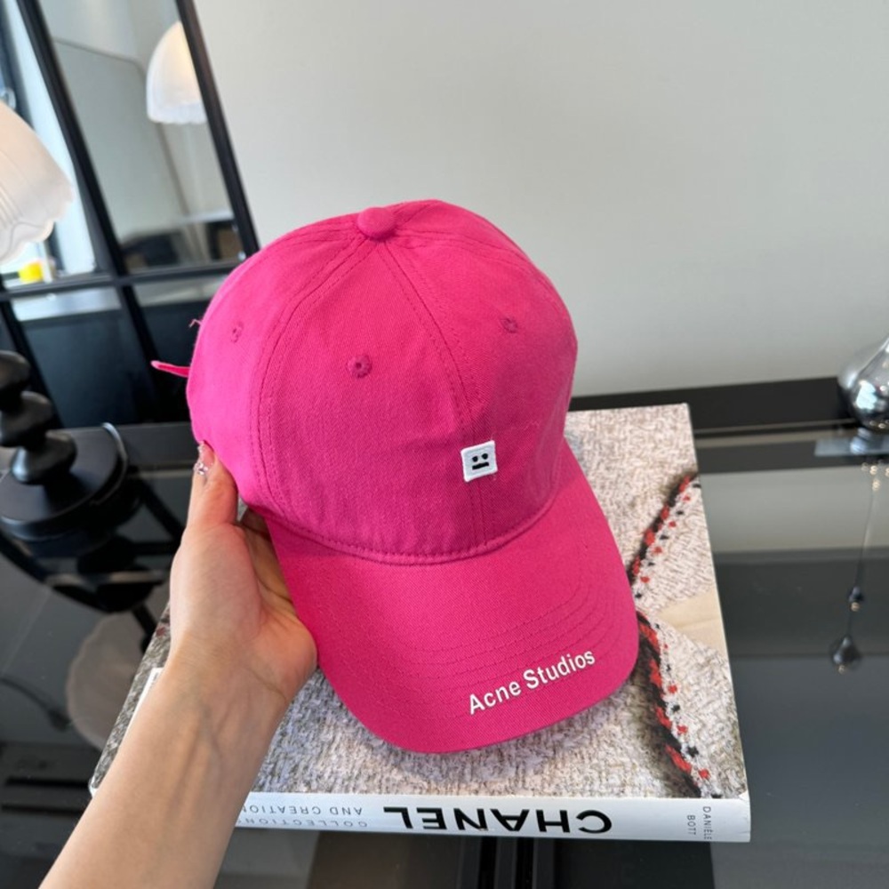 💖 Acne Studios Pink Square Logo Dad Hat Cap - Picture 3 of 8